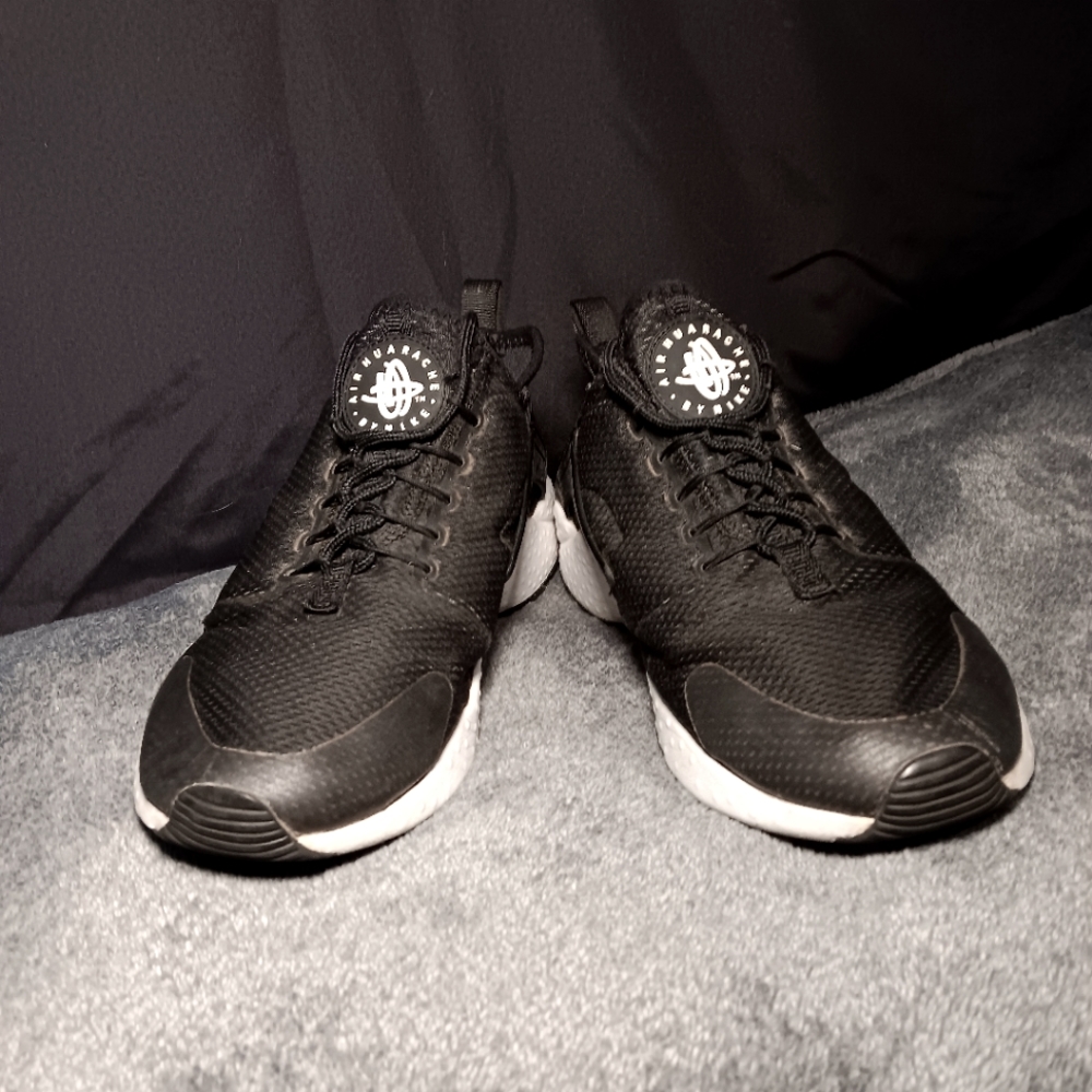 Nike Air Huarches